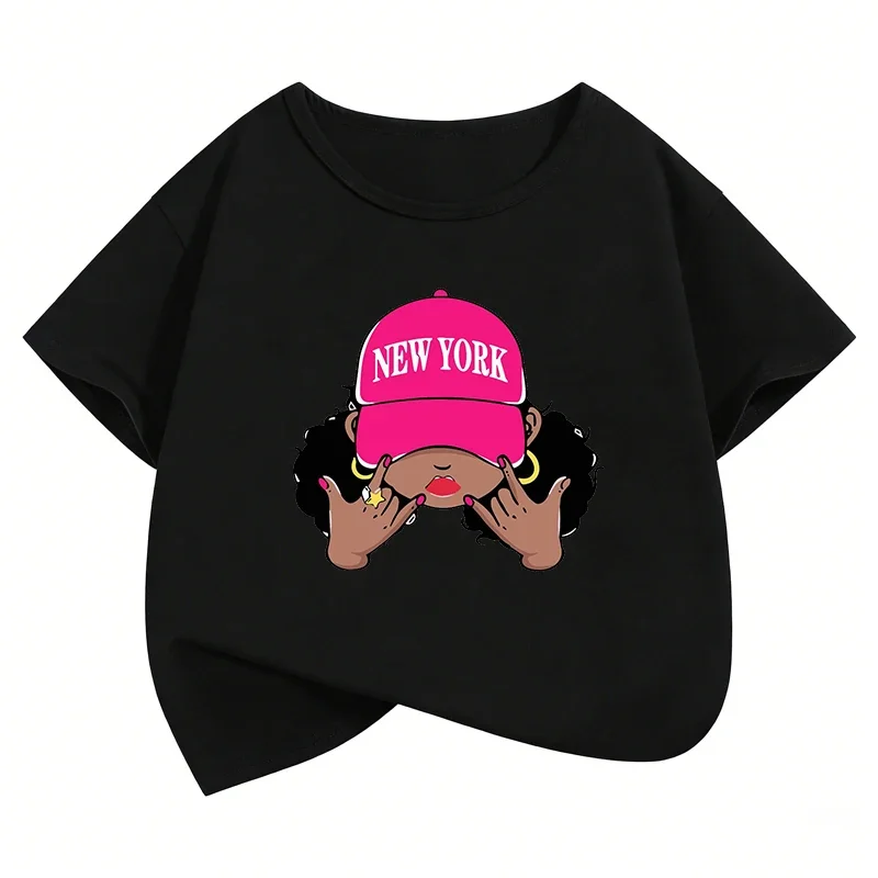 Street Style New York Fashion - New York Pink Cap Curly Hair