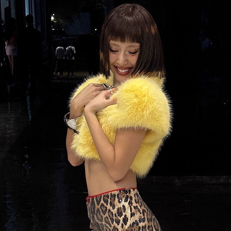 2025 Fur Short Coat Women Crop - Street Fashion Winter 2025 评论和价格